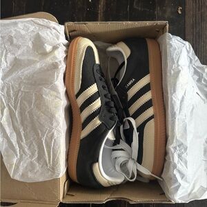 Adidas Samba OG Blue Shoe Box